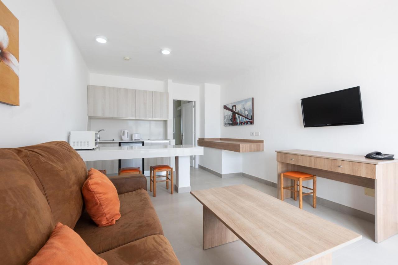 Bitacora Lanzarote Club Apartment Puerto del Carmen  Ngoại thất bức ảnh