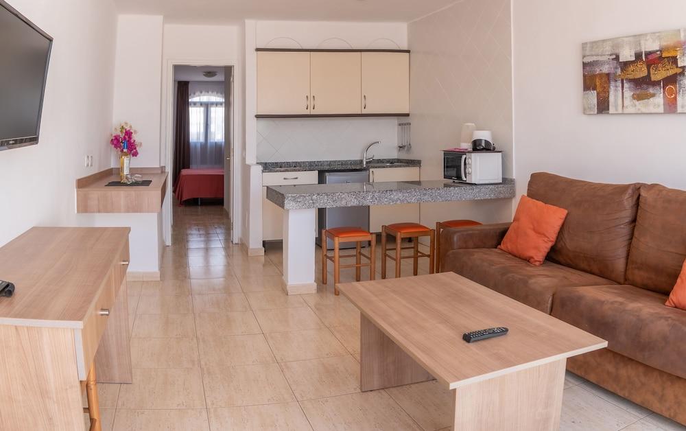 Bitacora Lanzarote Club Apartment Puerto del Carmen  Ngoại thất bức ảnh