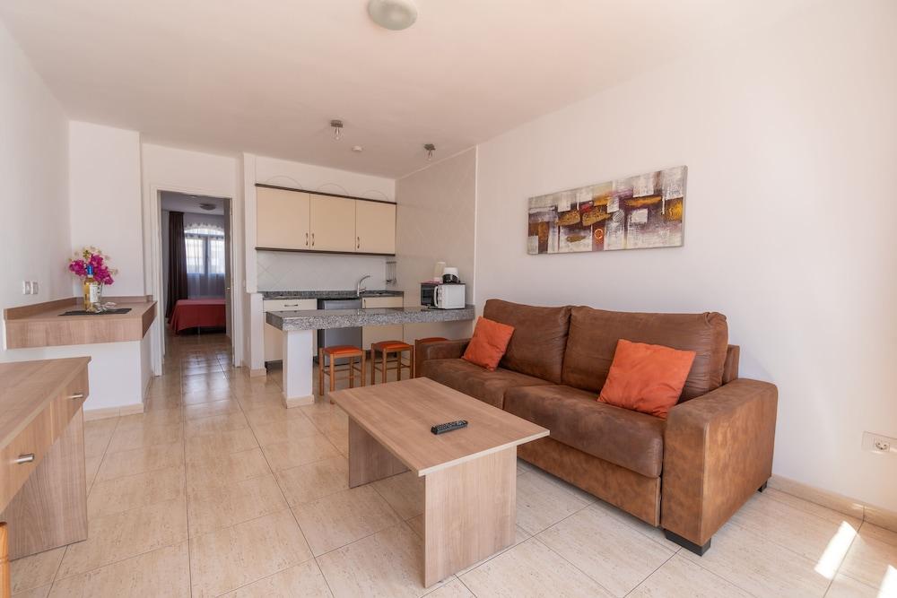 Bitacora Lanzarote Club Apartment Puerto del Carmen  Ngoại thất bức ảnh