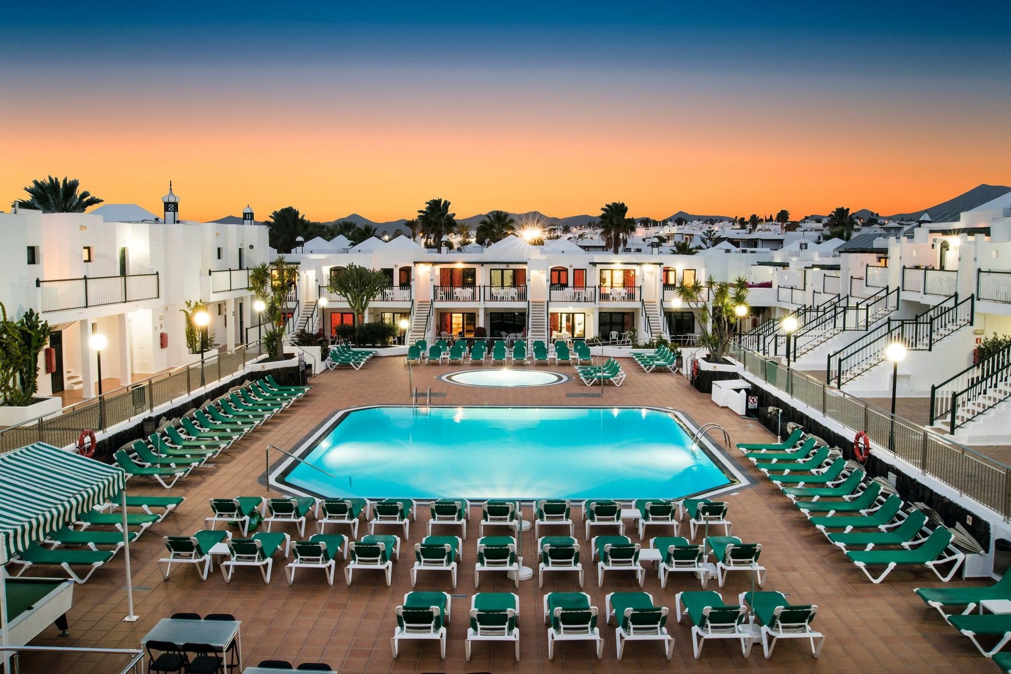 Bitacora Lanzarote Club Apartment Puerto del Carmen  Ngoại thất bức ảnh