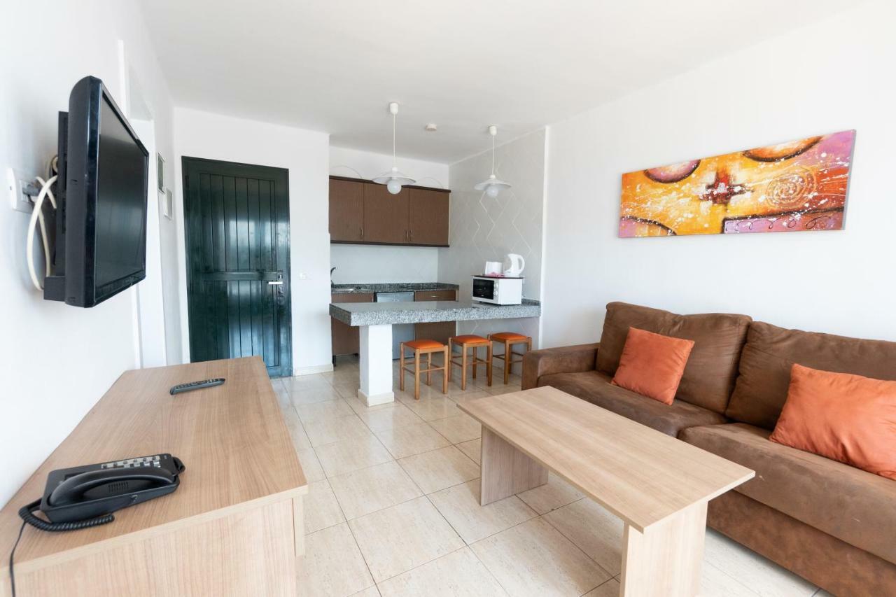 Bitacora Lanzarote Club Apartment Puerto del Carmen  Ngoại thất bức ảnh